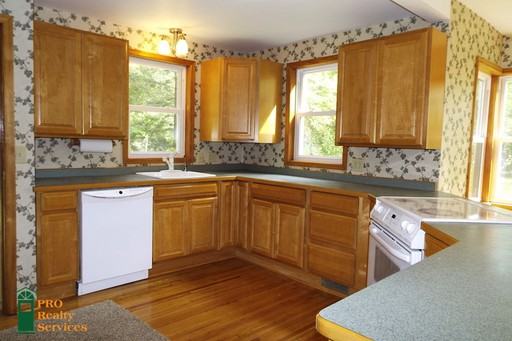 7786 Carnelian Rd - Photo 3 of 8