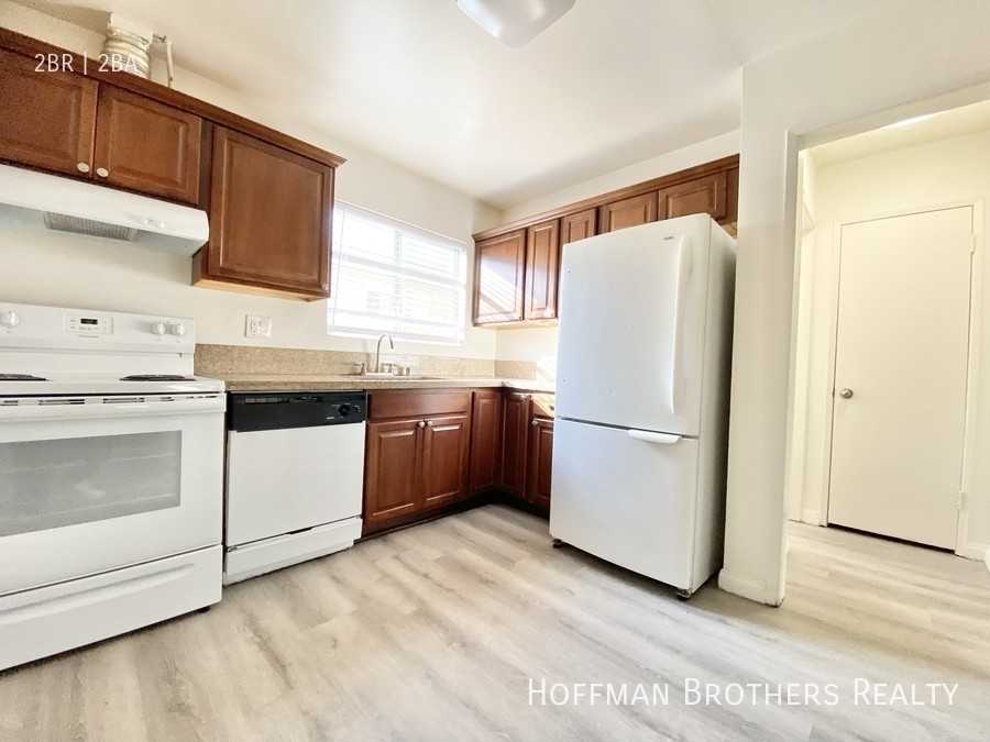 15525 Nordhoff St #9A - Photo 3 of 13