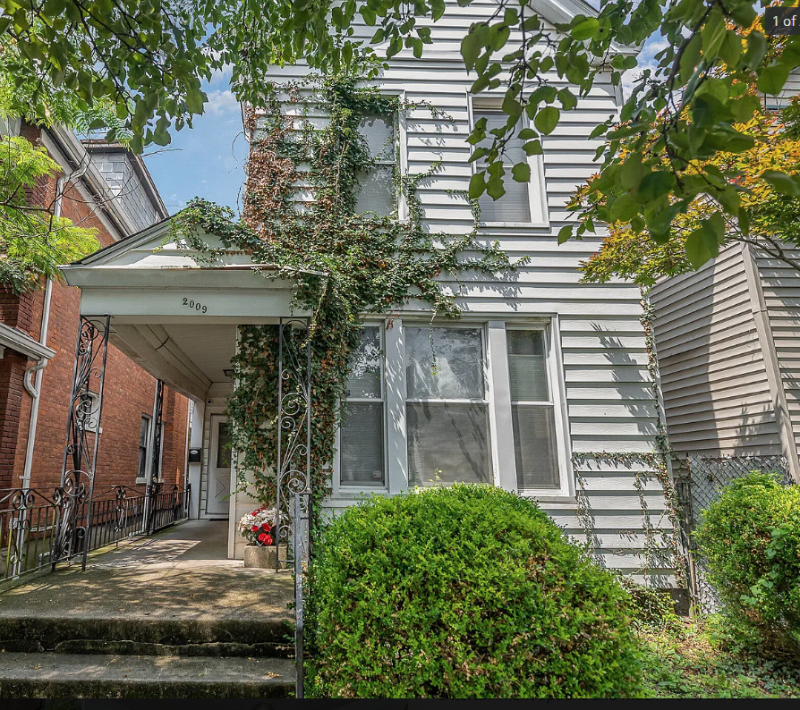 2009 Greenup St - Photo 4 of 15