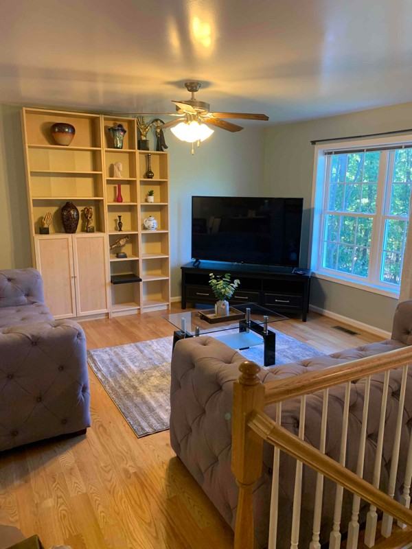 1624 Rolling Ln - Photo 4 of 19