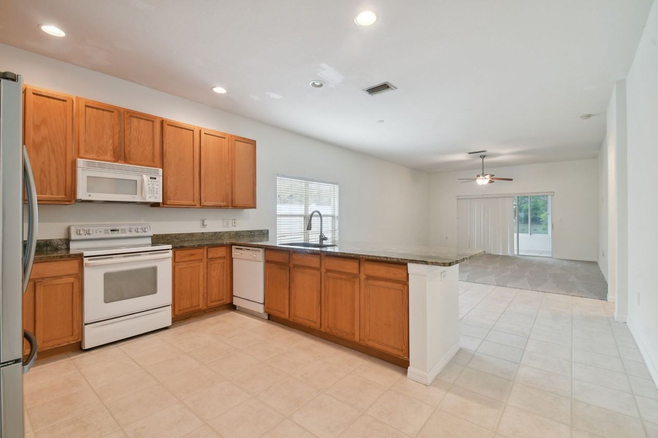9619 Cypress Harbor Dr #NA - Photo 3 of 20