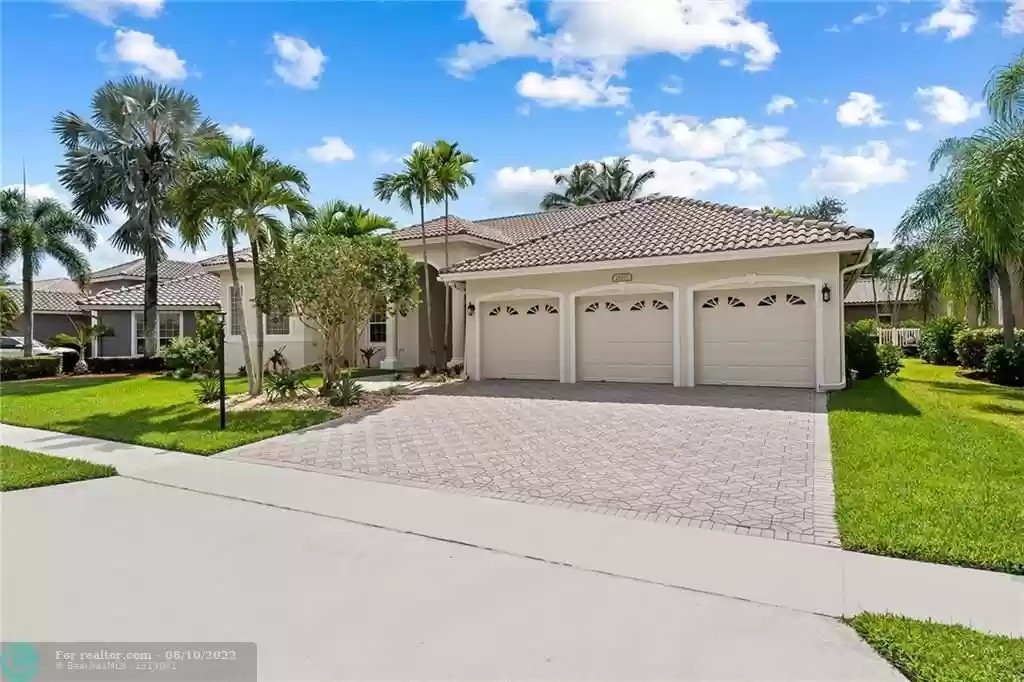 21707 Marigot Dr #NA - Photo 2 of 47