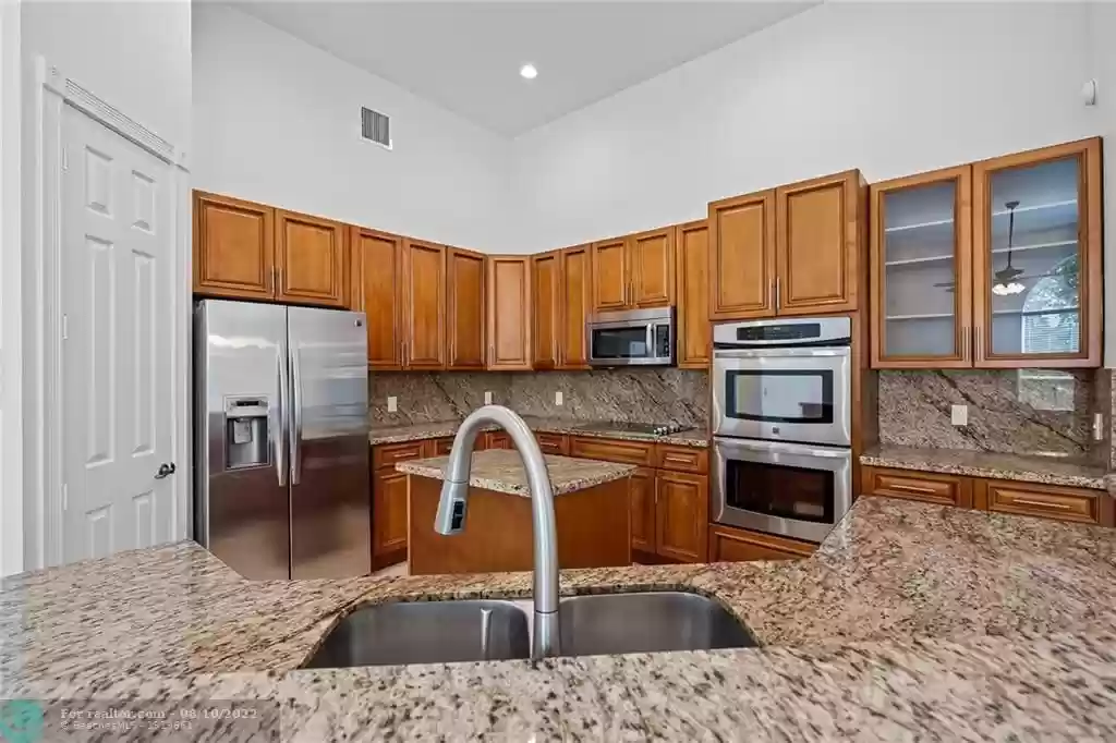 21707 Marigot Dr #NA - Photo 3 of 47
