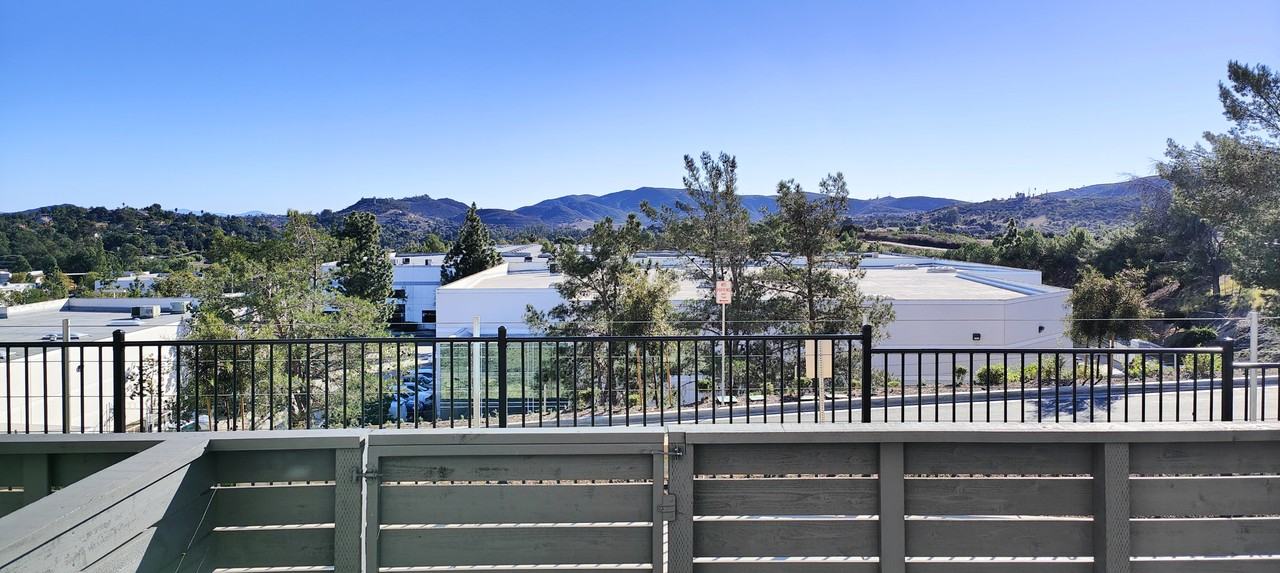 1220 Sunrise Vw #102 - Photo 3 of 23