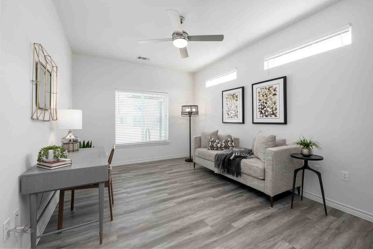 Moonlight Apartments - Photo 6 of 63