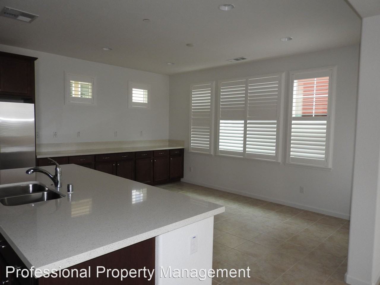 1532 Avanti Dr - Photo 3 of 21