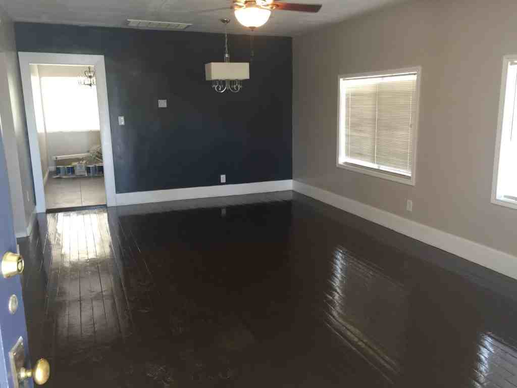 1331 N St - Photo 2 of 6