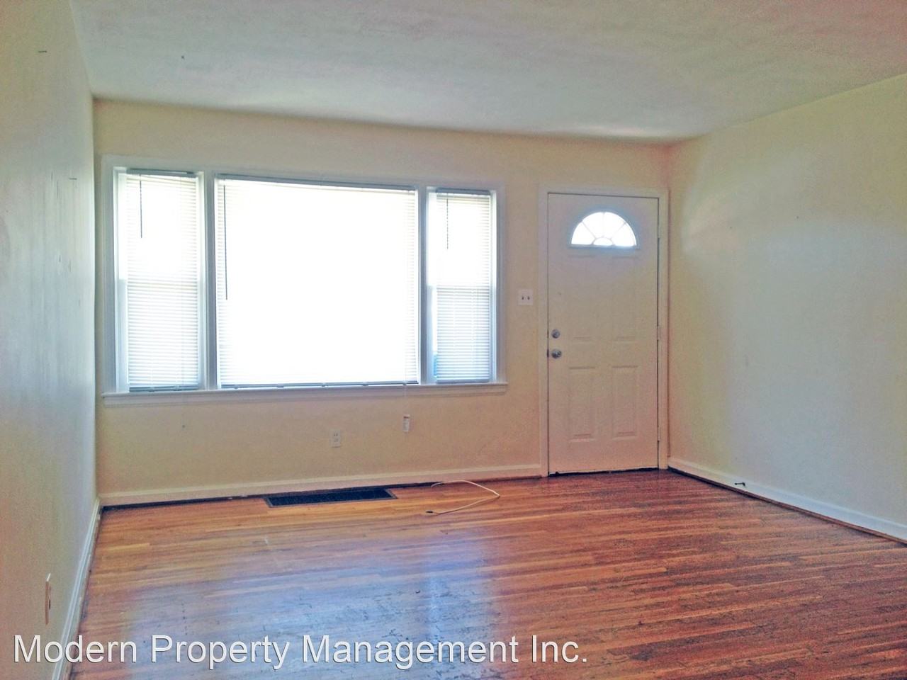 224 Pin Oak Dr - Photo 2 of 8