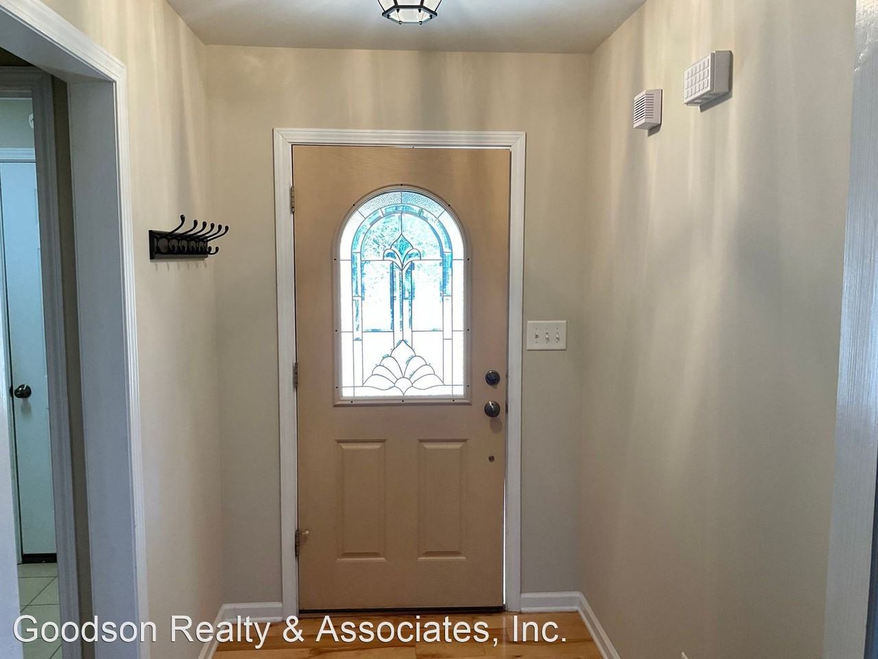 2329 Plateau Rd - Photo 3 of 35