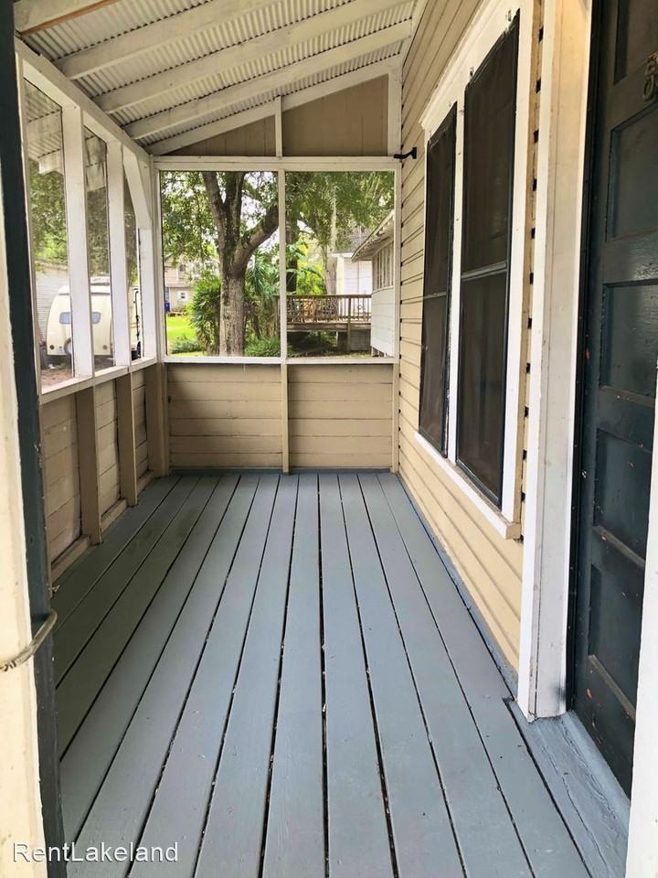 802 South Blvd - Photo 2 of 7