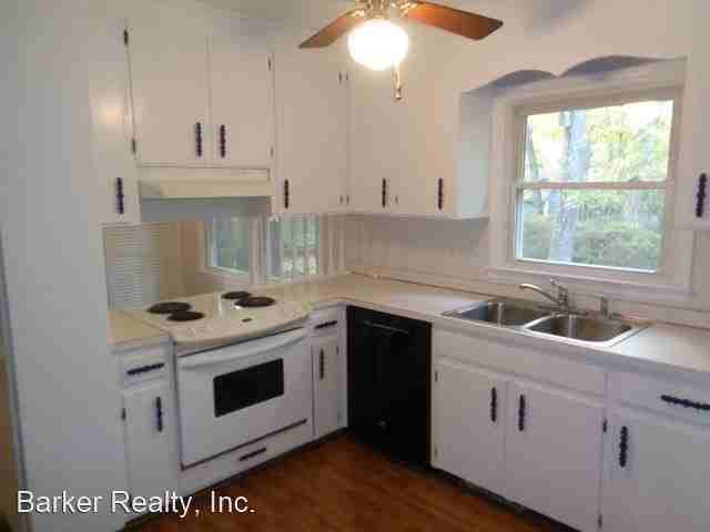 309 White Oak Dr - Photo 3 of 10