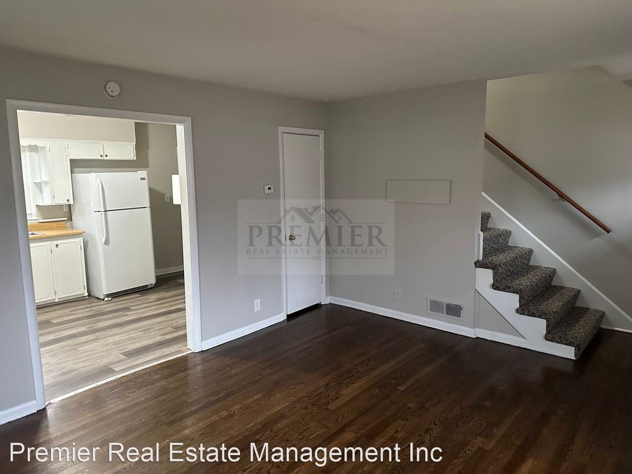 1207 Cottage - Duplex- - Ready to call home- Rent $950 - Photo 3 of 16