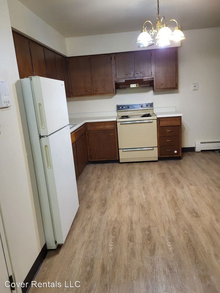 441 Quincy Below - Photo 2 of 9