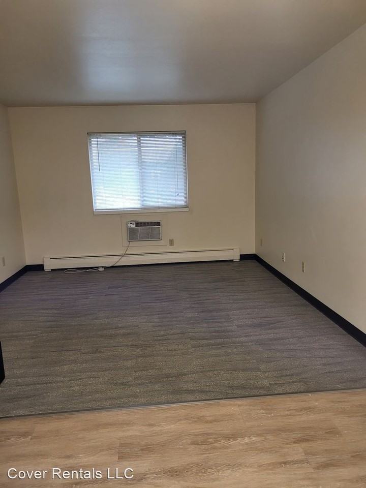 441 Quincy Below - Photo 3 of 9