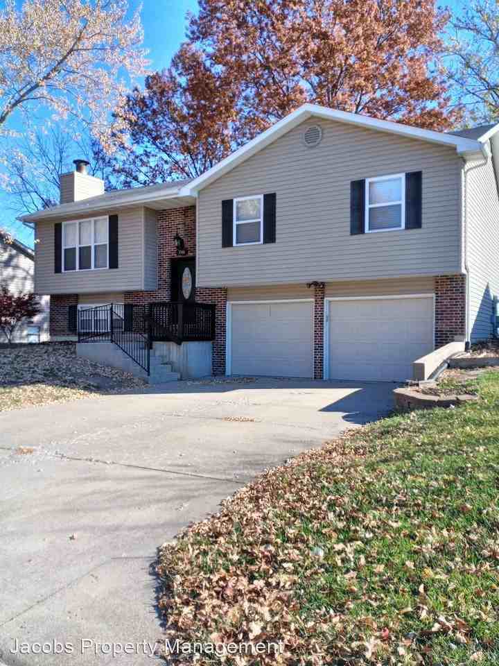 3700 Santiago Dr - Photo 2 of 50