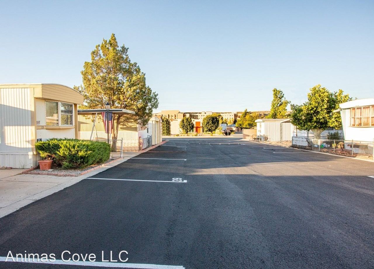 Mobile Home Living - Great Location! - Photo 2 of 4