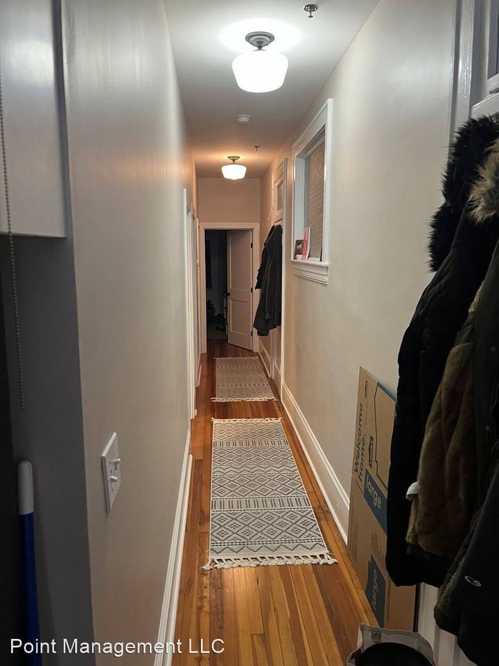 19 Franklin Rd SW - Photo 2 of 8