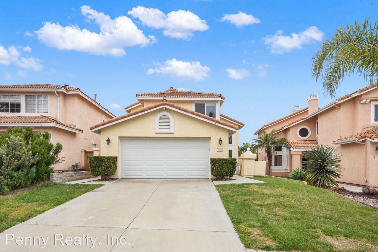 3227 San Tomas Dr - Photo 2 of 45