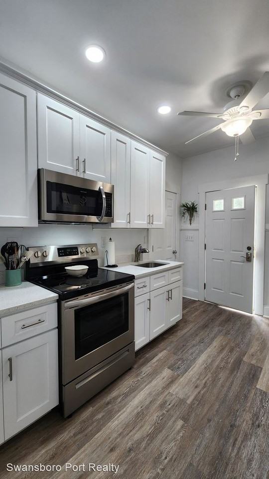 412 Cape Emerald Ct - Photo 3 of 28