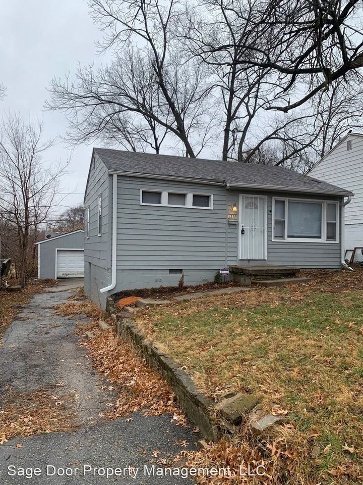 1317 E 83rd Ter - Photo 2 of 16