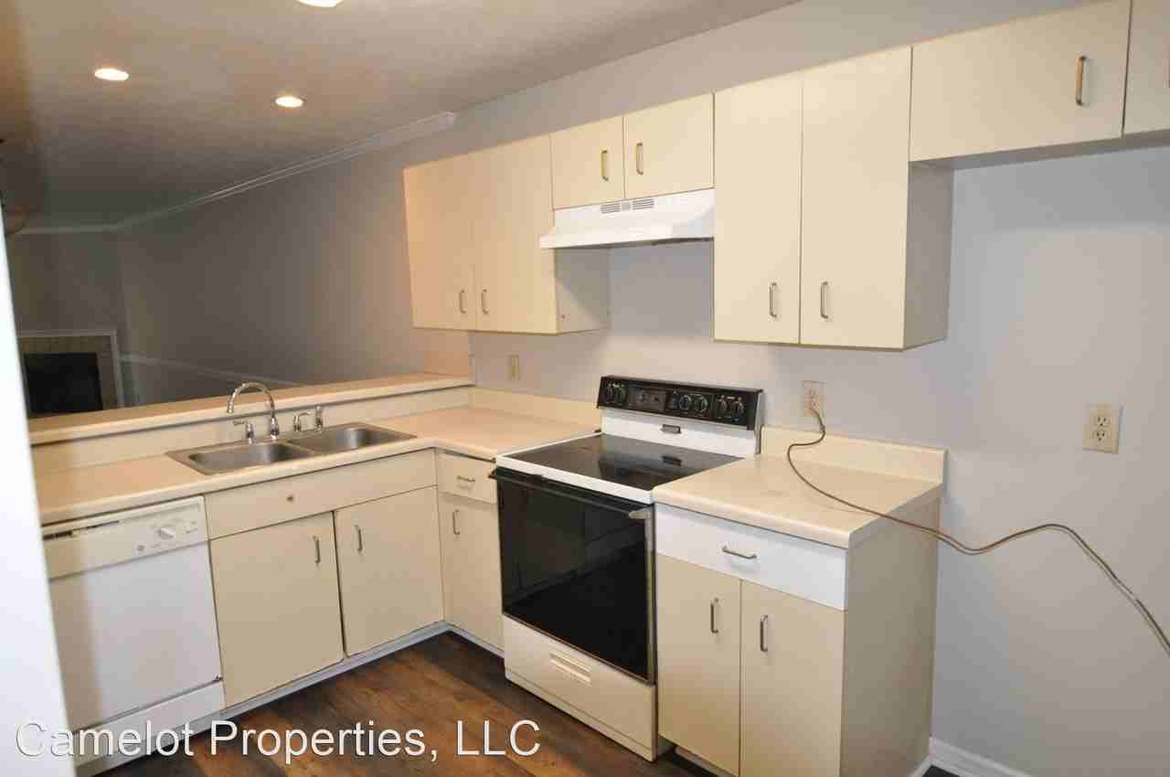 Eastdale  Road South - Photo 3 of 8