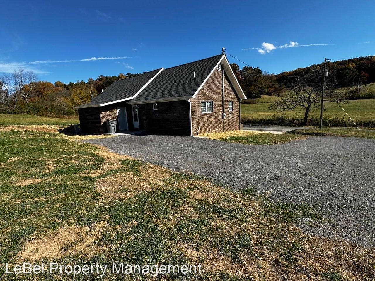 3215 3 Springs Rd - Photo 2 of 25