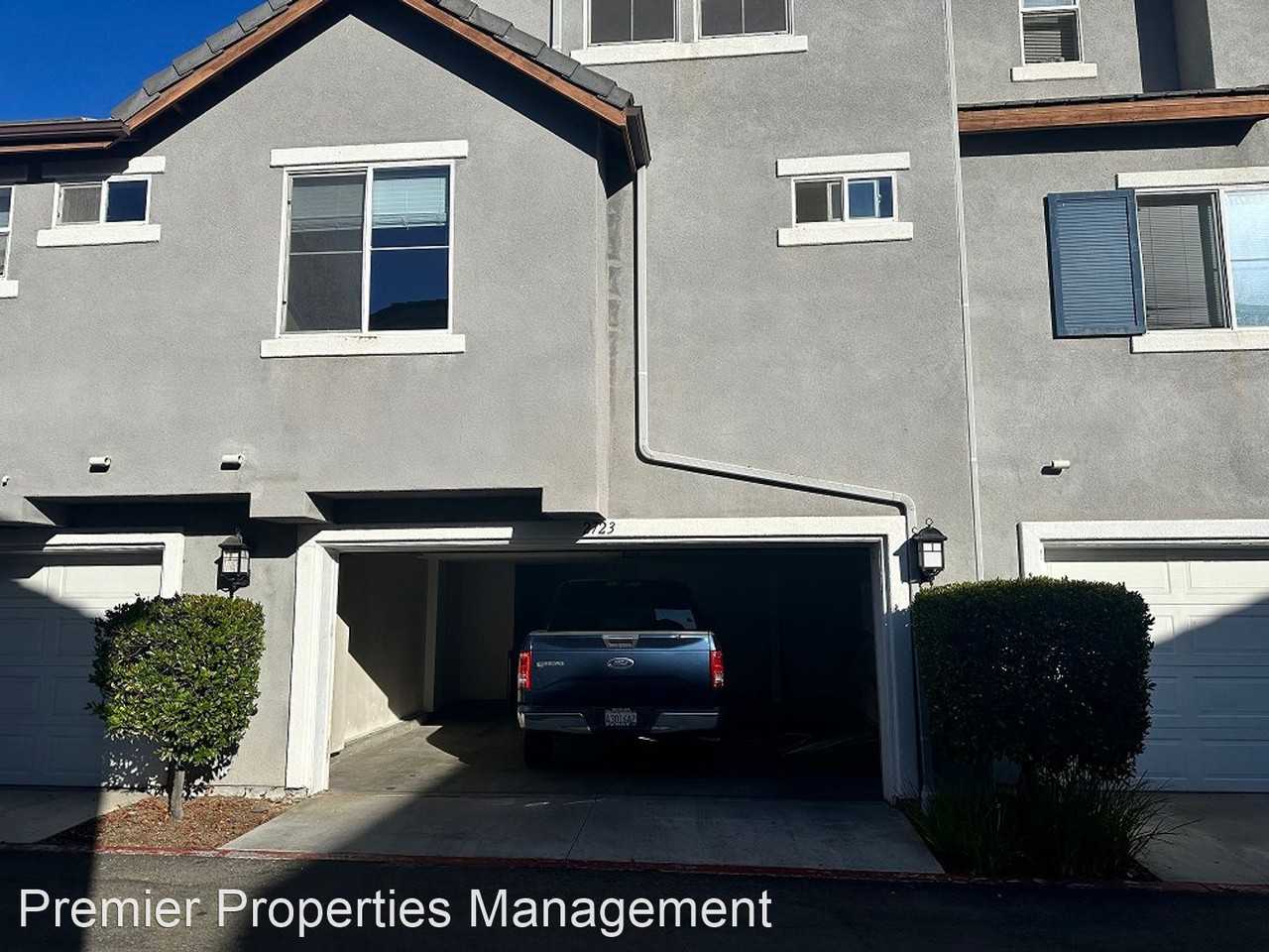 2723 Wild Cherry Ct - Photo 3 of 20