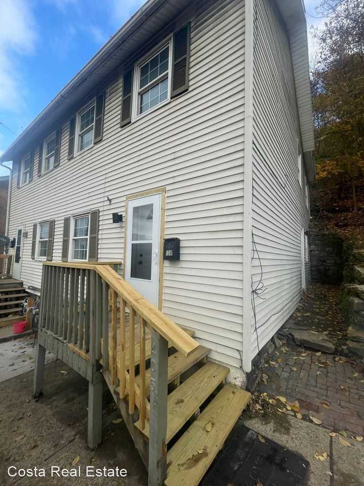 403 and 405 E Main Street - Photo 2 of 12