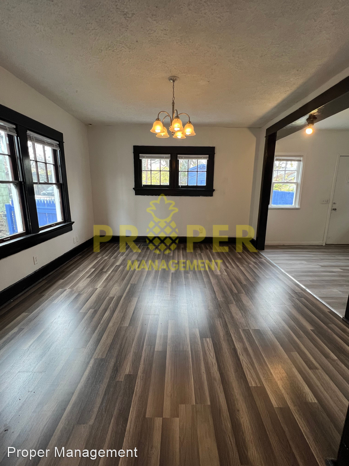 37 Marie Ave - Photo 3 of 10