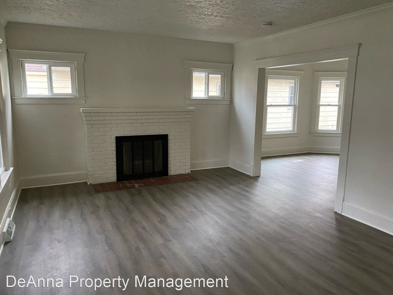 415 9th St - Photo 3 of 20