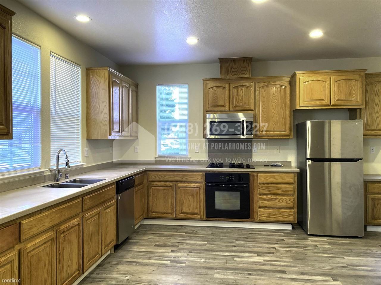 1641 Welford Cir - Photo 2 of 29