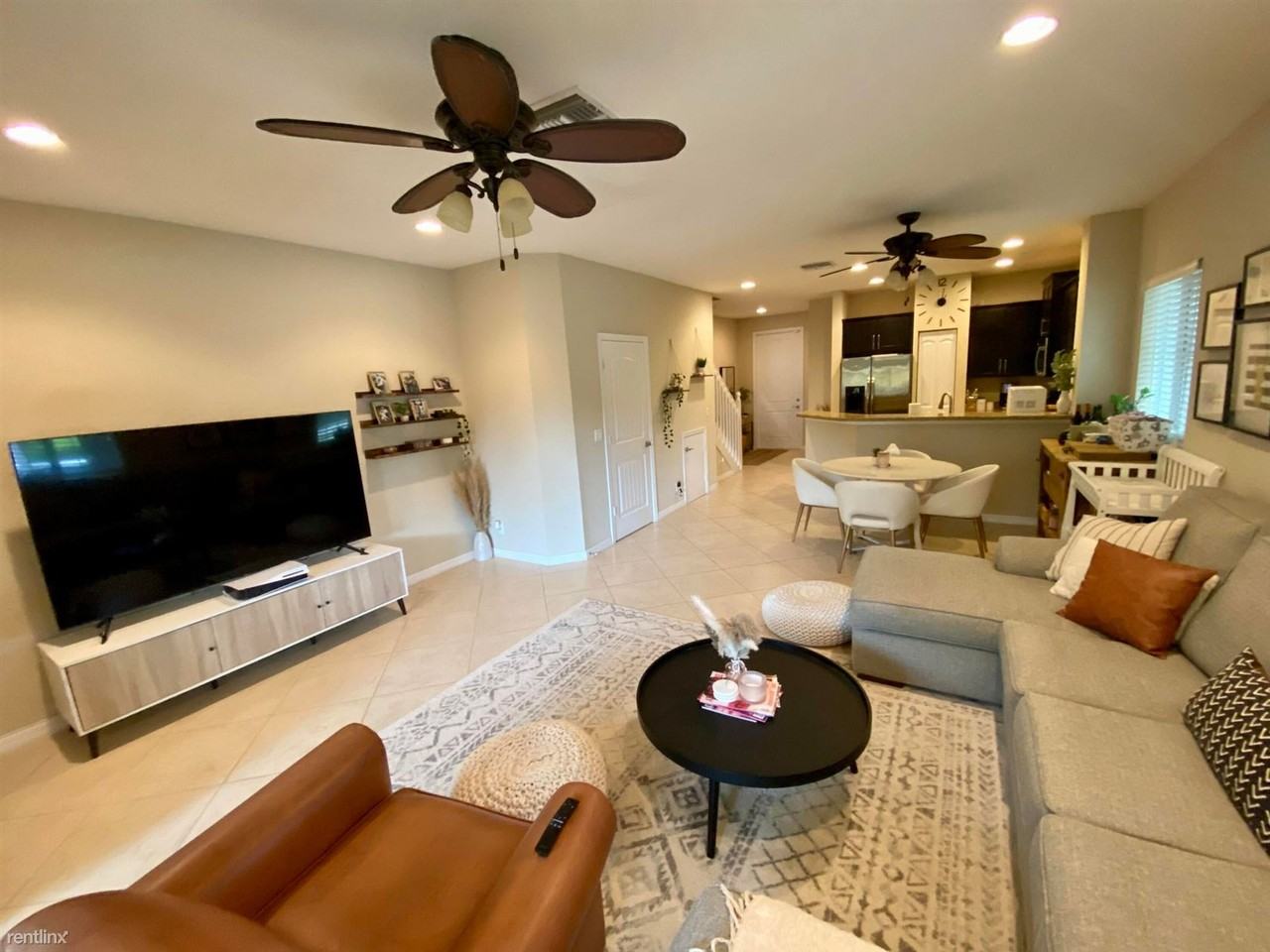 2622 Webb Ave - Photo 2 of 19