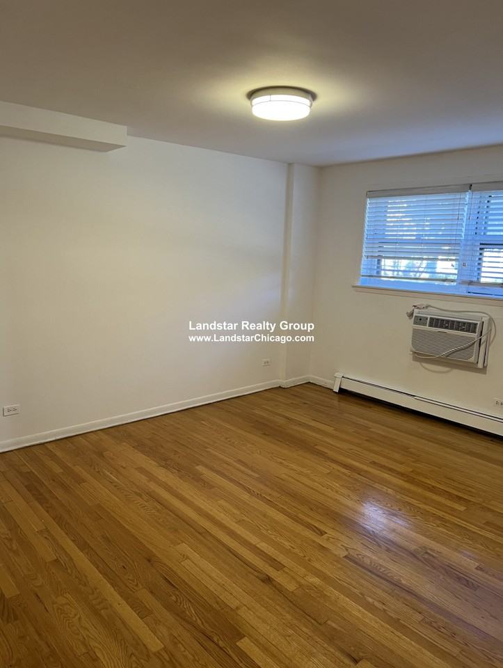 8644 Skokie Blvd #405 - Photo 4 of 10