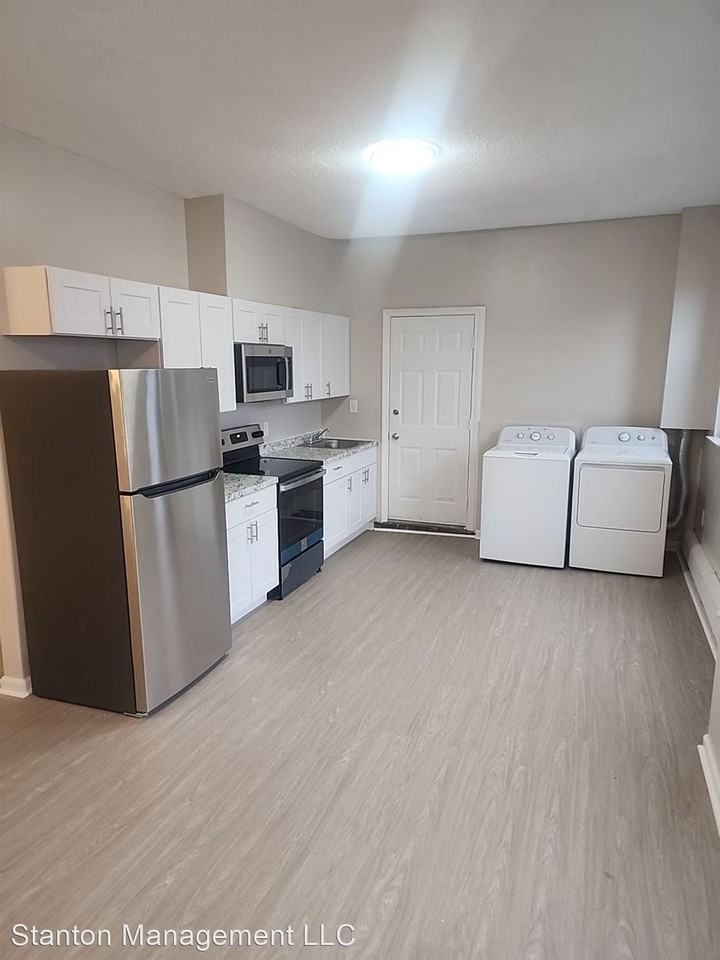 43 Franklin Ave - Photo 2 of 15