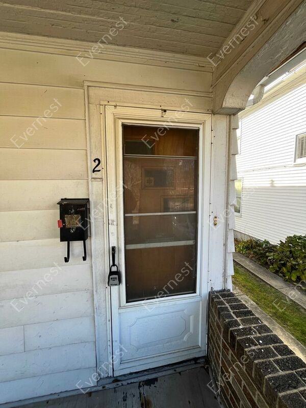 1433 Indiana Ave #2 - Photo 2 of 26