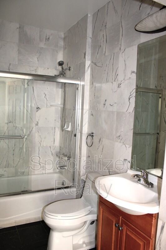 1827 1/2 Hill Dr - Photo 5 of 6