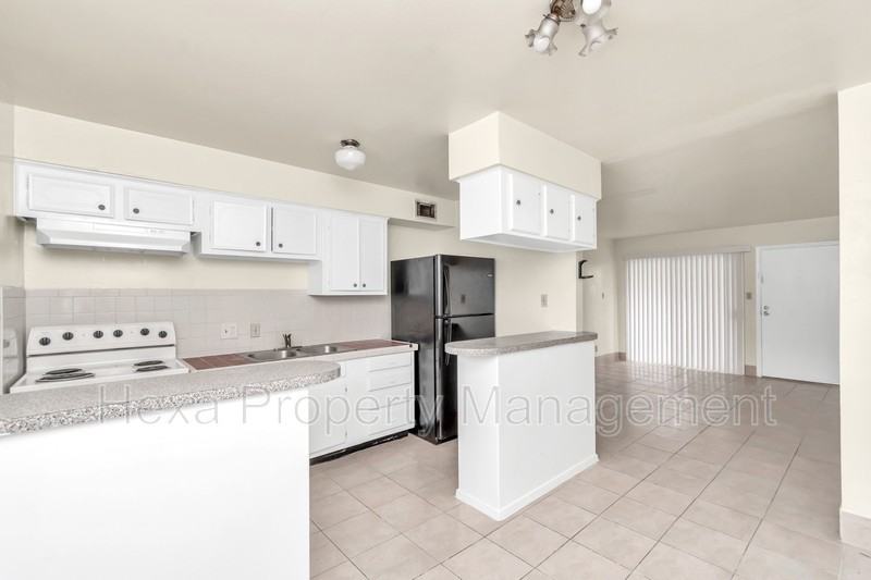 4742 Yale St #25 - Photo 4 of 19