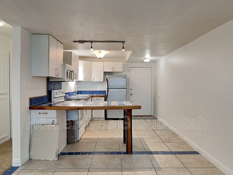 751 Se D107 - Photo 3 of 14