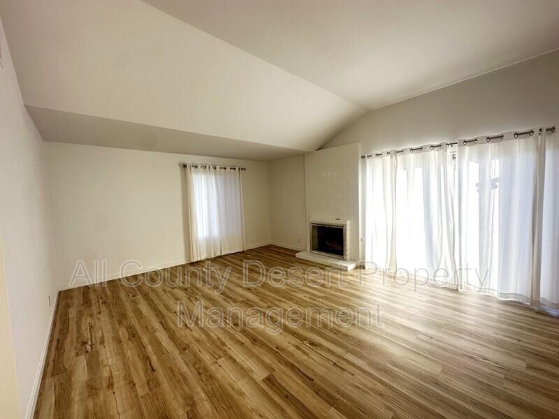 1675 Fairway Cir - Photo 4 of 14