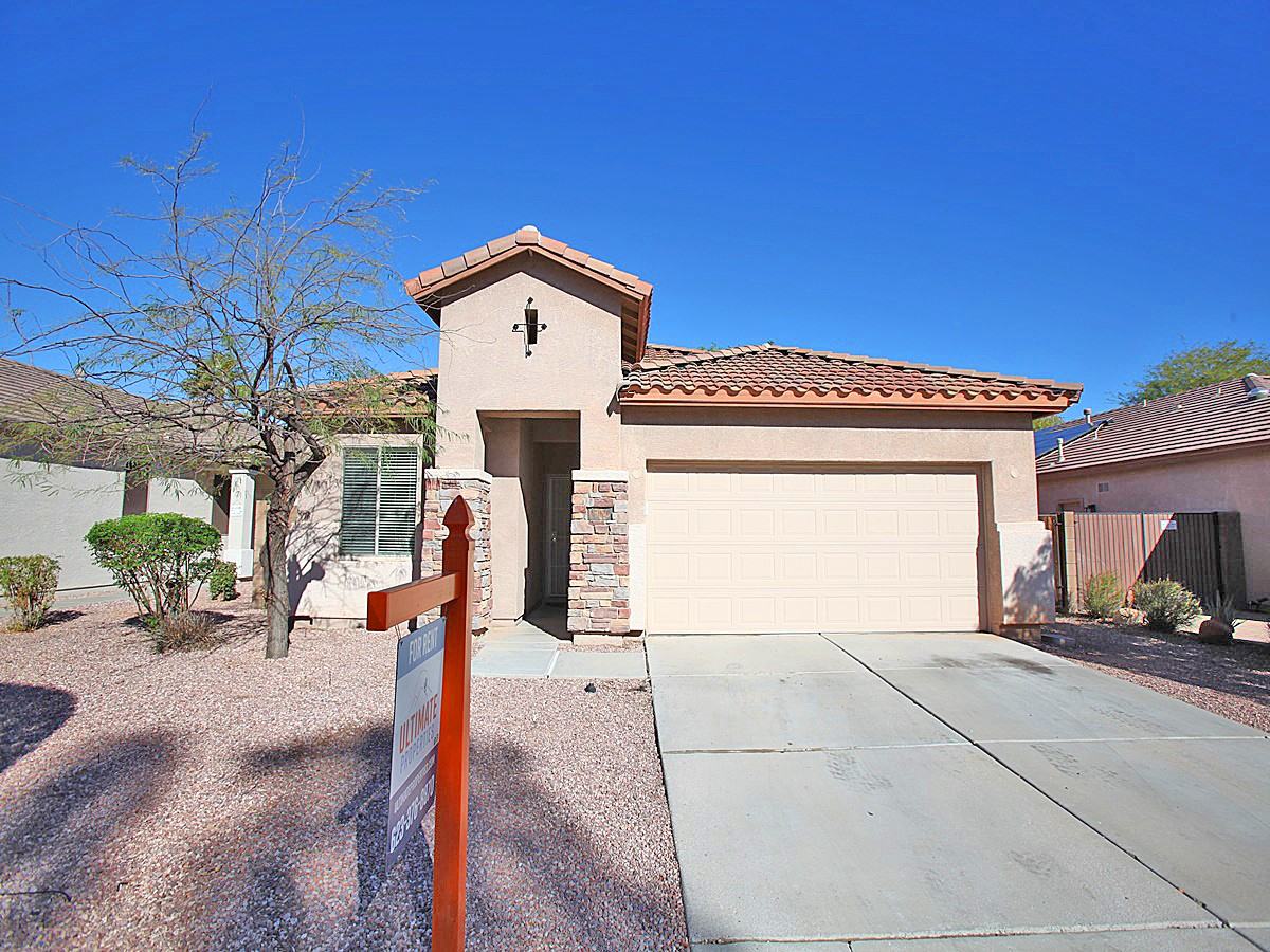 17020 W Windermere Way - Photo 2 of 35