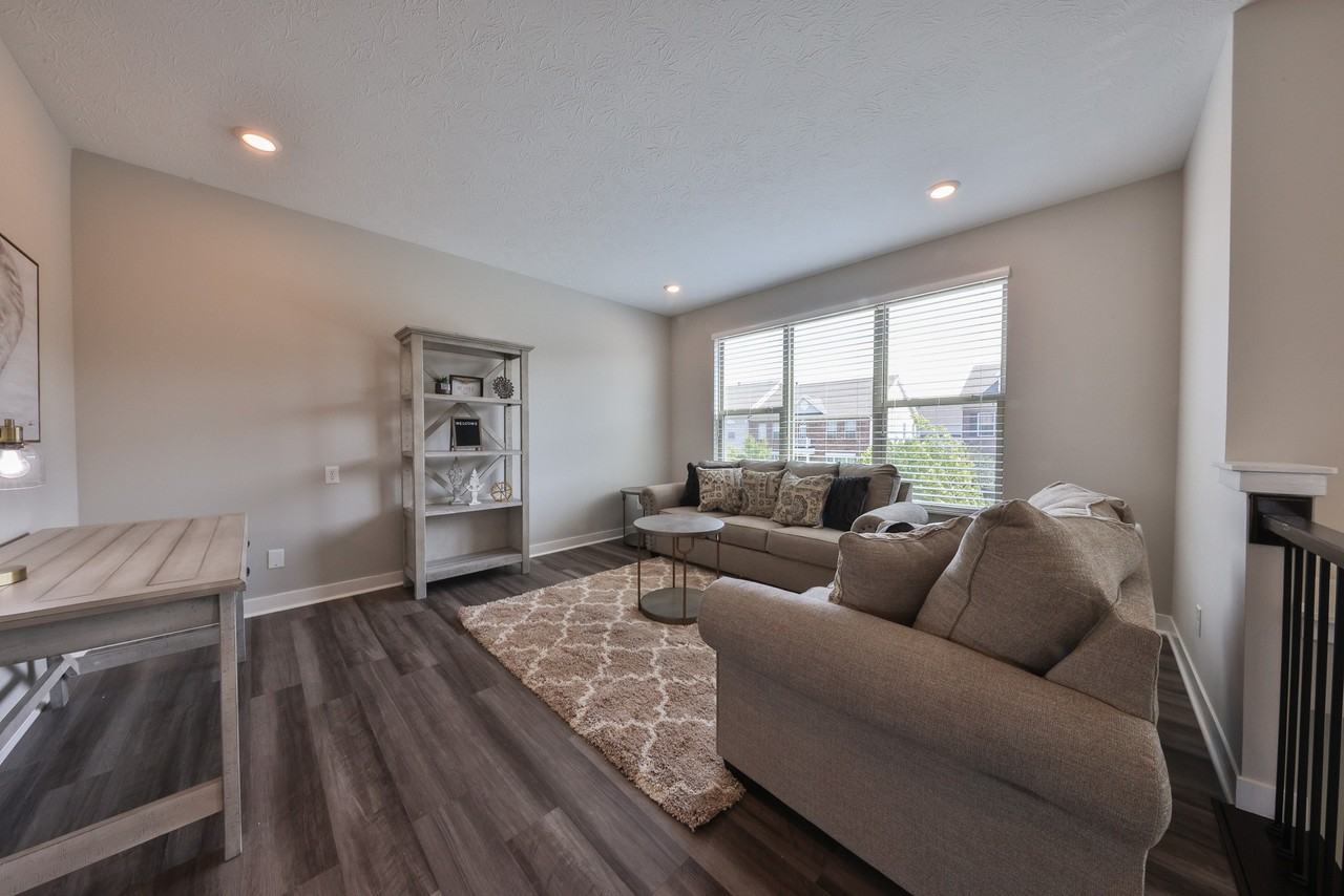 13496 Erien Drive - Photo 5 of 28