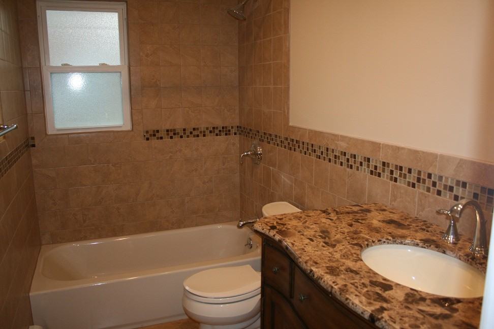 125 Clark Ave - Photo 3 of 5