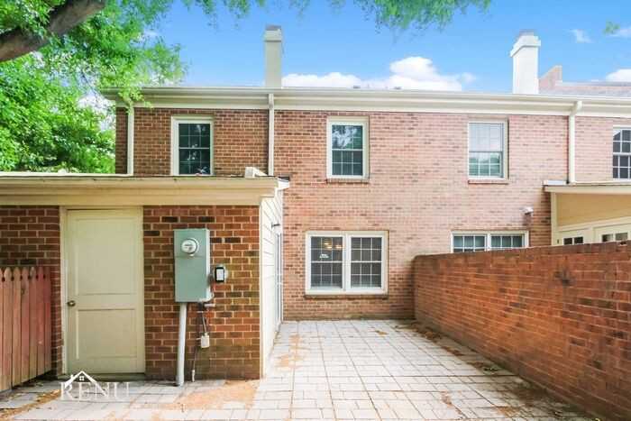 6709 Constitution Ln - Photo 2 of 17