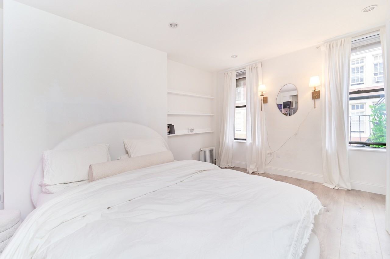 120 E 4th St #4C - Photo 3 of 3