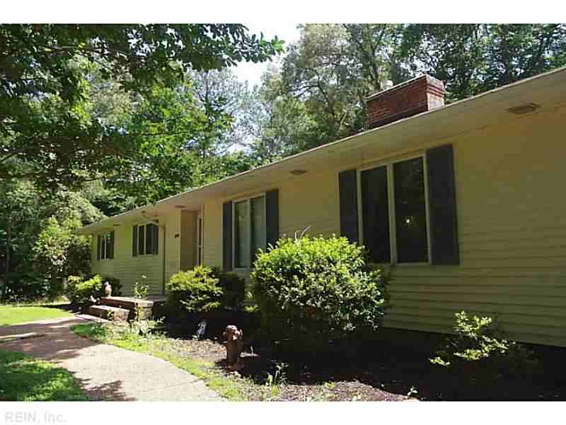 6810 Seawell Ave - Photo 2 of 16