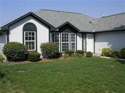 1043 Meadowrun Rd - Photo 2 of 15