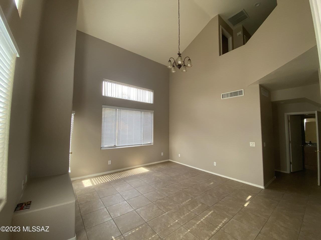 4061 N Weimer Pl, Tucson, AZ 85719 3 Bedroom Condo for 1,800/month