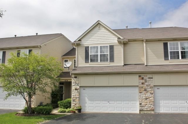 826 Amelia Ct - Photo 2 of 25