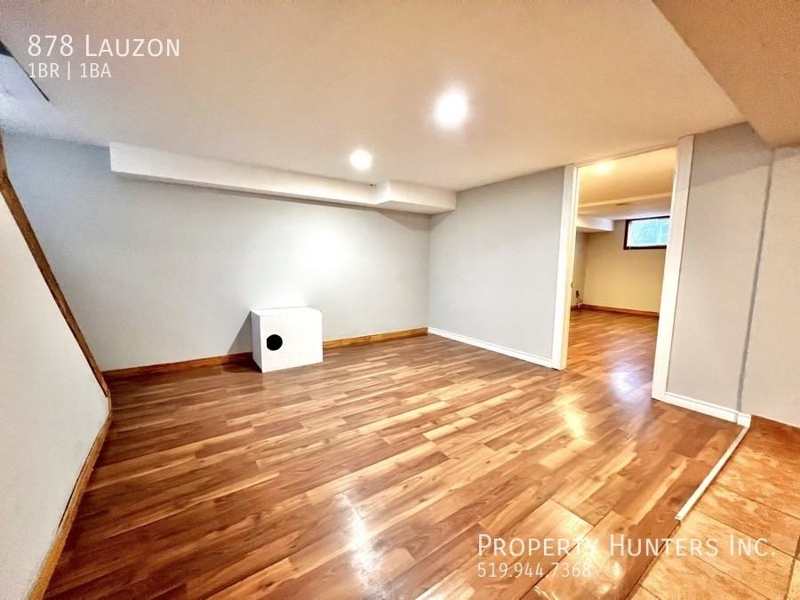 878 Lauzon Rd - Photo 3 of 14