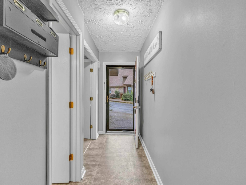 4303 Loft Cv - Photo 2 of 19